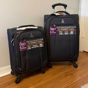 Travelpro luggage Set